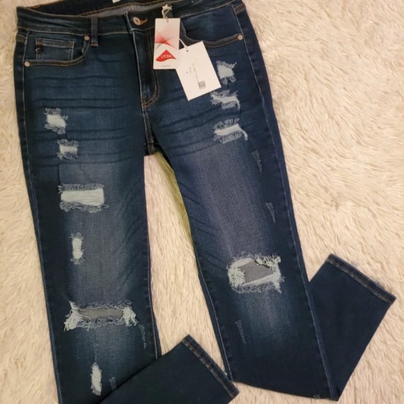 Nwt Mid-rise Super Skinny KanCan Jean's - Picture 1 of 2
